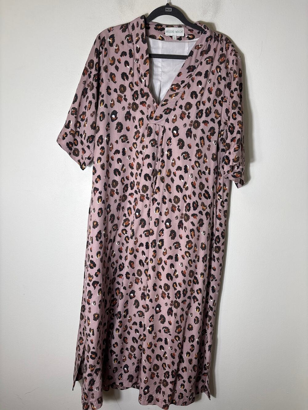 Brooke Wright Dusty Pink Cheetah Pring Caftan Sz L
